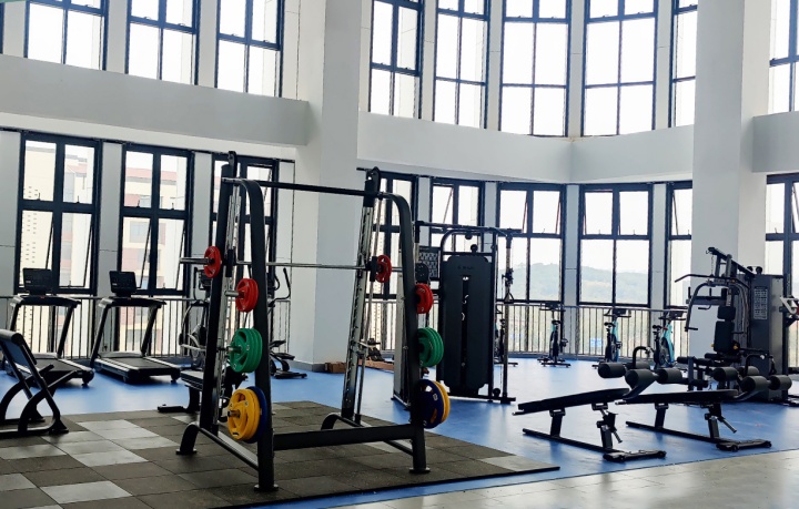 學校3.jpg 學校3.jpg